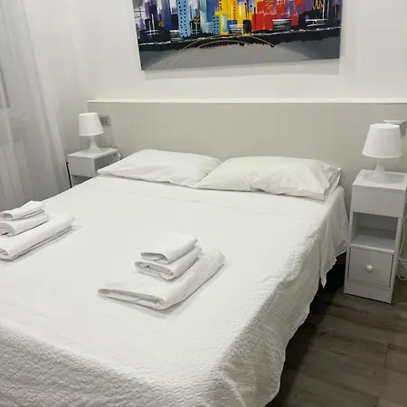 Apartment Ad